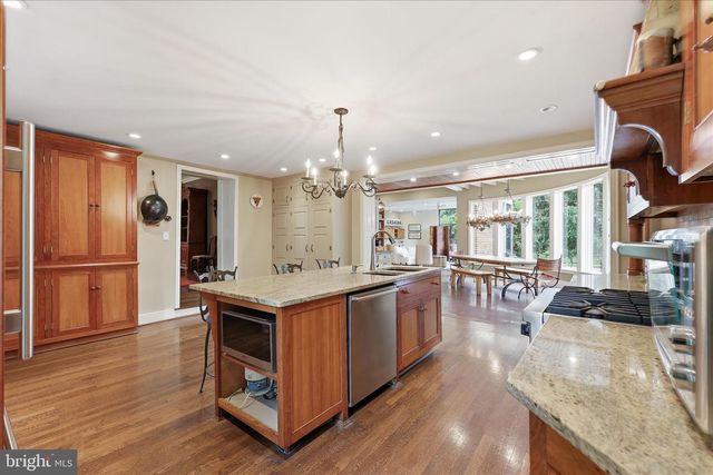 800 CARROLL PKWY, Frederick, MD 21701
