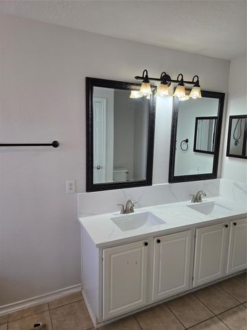 17515 Bering Bridge Lane, Humble, TX 77346