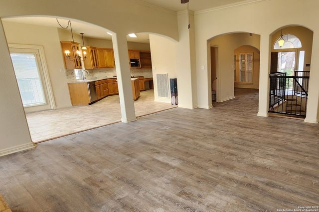 1707 Alpine Circle, San Antonio, TX 78248