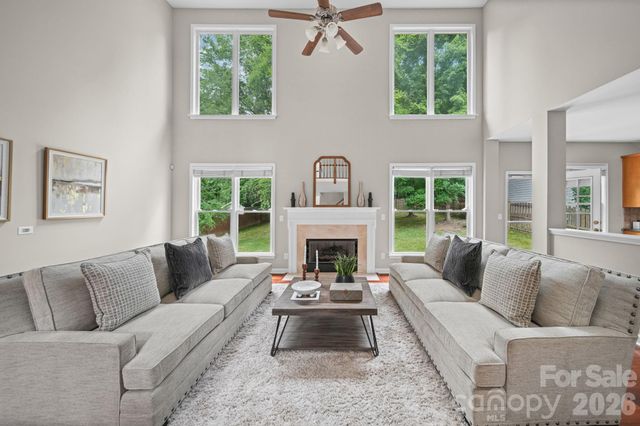13818 Ballantyne Meadows Drive, Charlotte, NC 28277