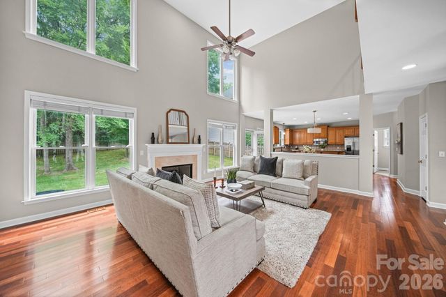 13818 Ballantyne Meadows Drive, Charlotte, NC 28277