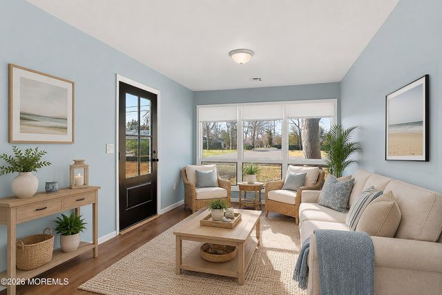 39 Blue Jay Drive, Toms River, NJ 08755