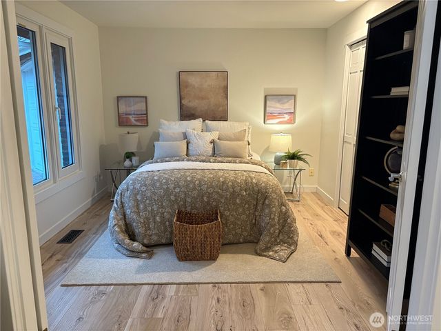 14616 181st Place NE, Woodinville, WA 98072