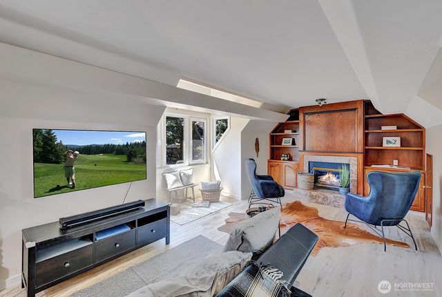 14616 181st Place NE, Woodinville, WA 98072