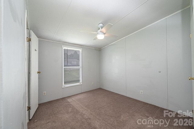 2385 Arrowwood Drive, Hickory, NC 28601