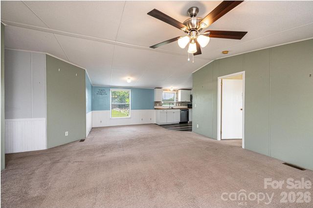 2385 Arrowwood Drive, Hickory, NC 28601