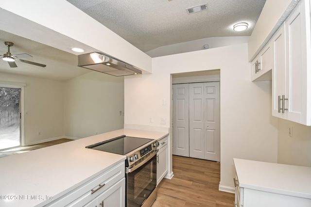 7466 COUNTRYMAN Lane, Jacksonville, FL 32244