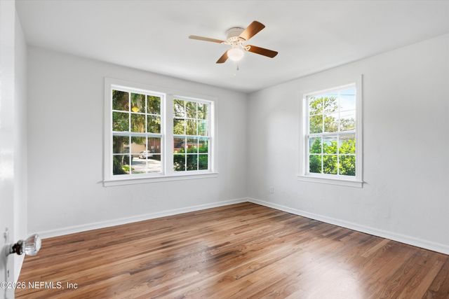 1552 LARUE Avenue, Jacksonville, FL 32207