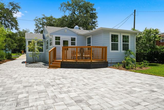 1552 LARUE Avenue, Jacksonville, FL 32207