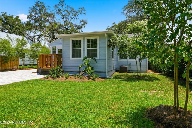 1552 LARUE Avenue, Jacksonville, FL 32207