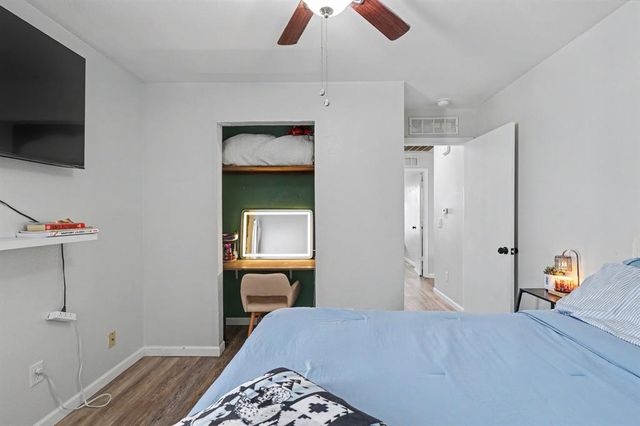 916 Danbury Place, Yukon, OK 73099