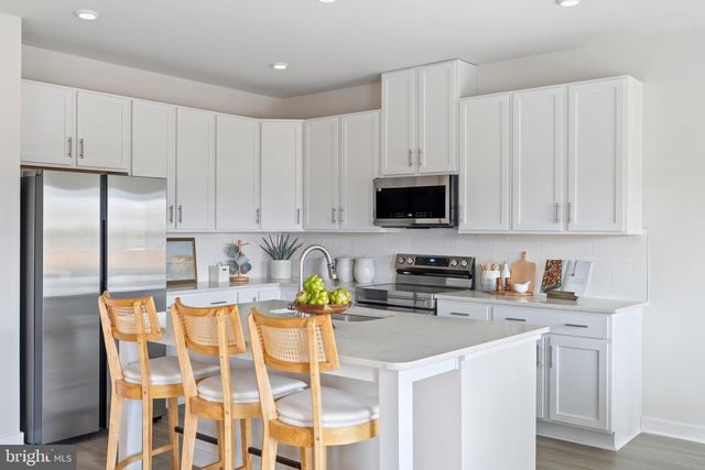 342 CATERPILLAR DR, Luray, VA 22835