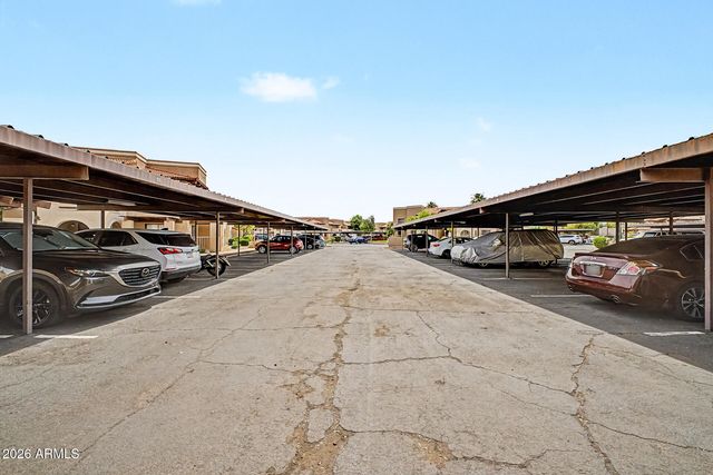 5757 W EUGIE Avenue 2095, Glendale, AZ 85304