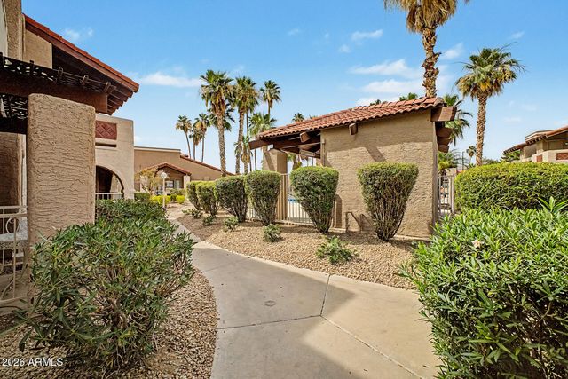 5757 W EUGIE Avenue 2095, Glendale, AZ 85304