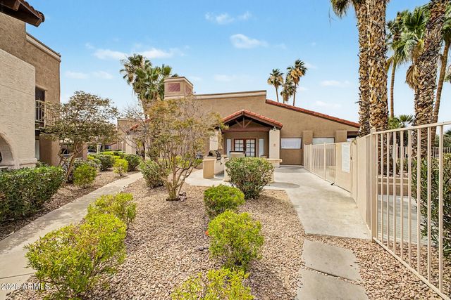 5757 W EUGIE Avenue 2095, Glendale, AZ 85304