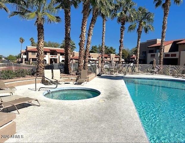 5757 W EUGIE Avenue 2095, Glendale, AZ 85304
