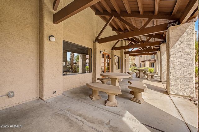 5757 W EUGIE Avenue 2095, Glendale, AZ 85304