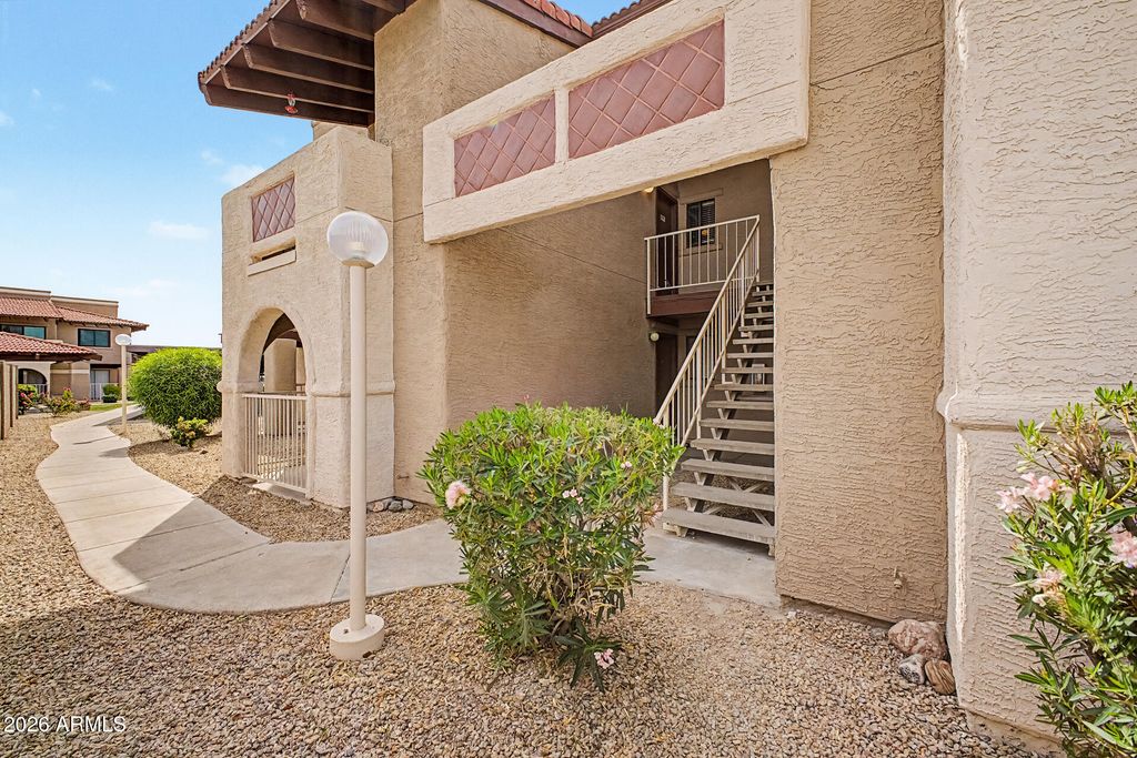 5757 W EUGIE Avenue 2095, Glendale, AZ 85304 — photo 2