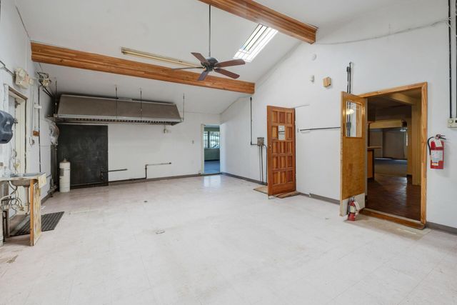 921 E River Road, Belen, NM 87002