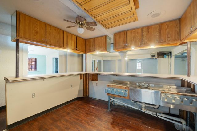 921 E River Road, Belen, NM 87002