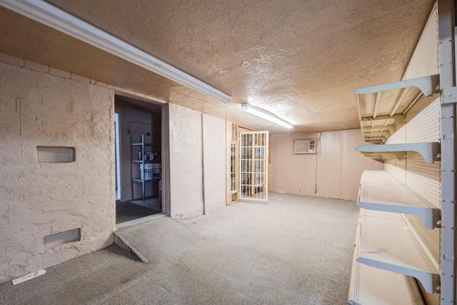 921 E River Road, Belen, NM 87002