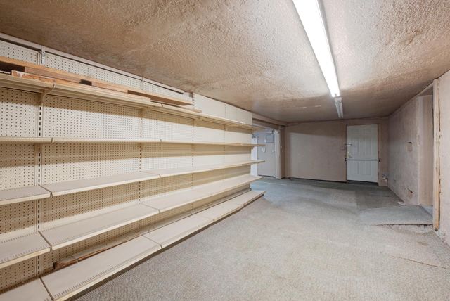 921 E River Road, Belen, NM 87002