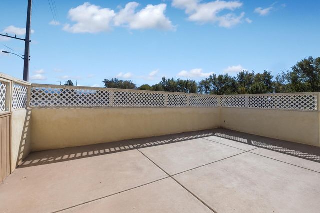 921 E River Road, Belen, NM 87002