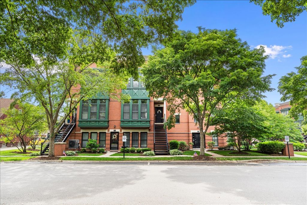 130 N Rose Street, Palatine, IL 60067 — photo 2