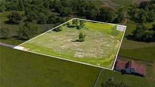 19057 Strawberry Plant Road, Fayetteville, AR 72704
