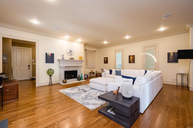 81 Quercus Circle, Little Rock, AR 72223