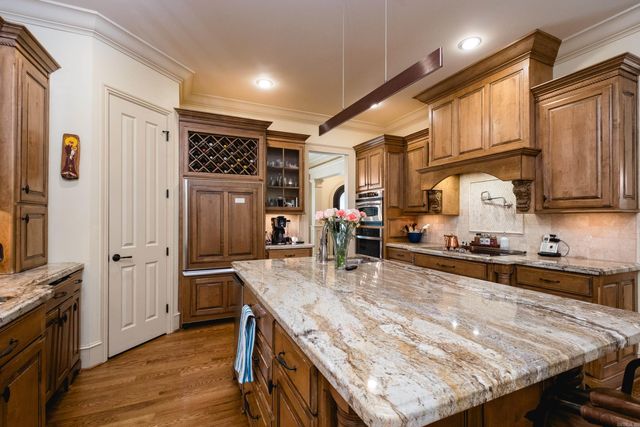 81 Quercus Circle, Little Rock, AR 72223