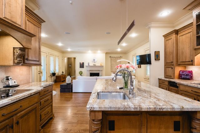 81 Quercus Circle, Little Rock, AR 72223