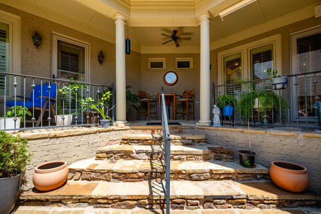 81 Quercus Circle, Little Rock, AR 72223