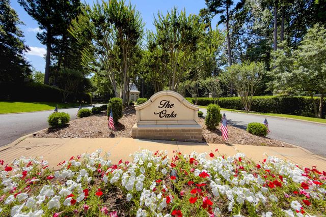 81 Quercus Circle, Little Rock, AR 72223
