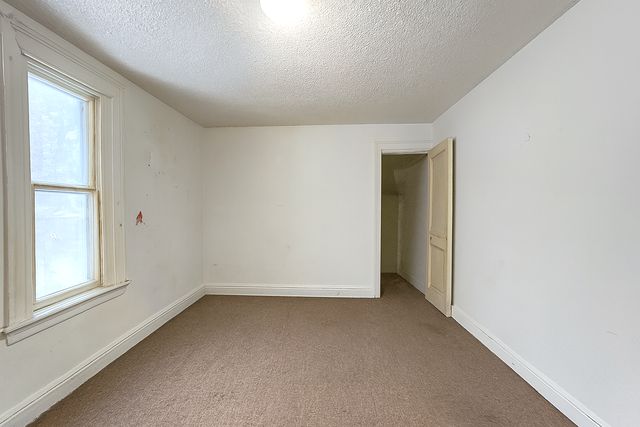 822 W Maple Avenue, Fergus Falls, MN 56537