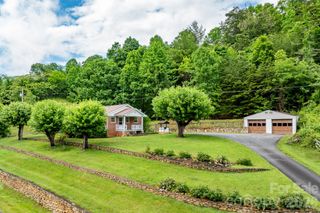 302 Sprinkle Branch Road, Marshall, NC 28753