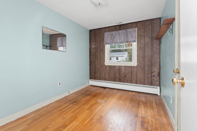 22 Henry Street, Salem, NH 03079
