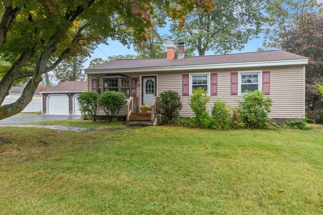 22 Henry Street, Salem, NH 03079