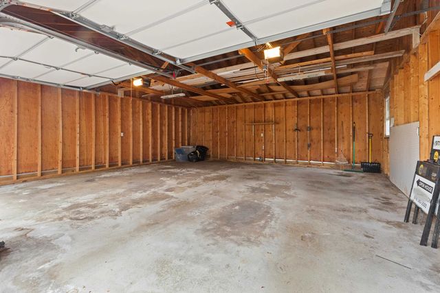 22 Henry Street, Salem, NH 03079