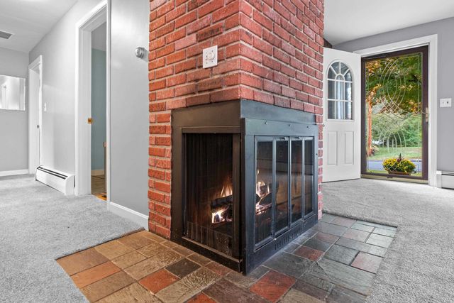 22 Henry Street, Salem, NH 03079