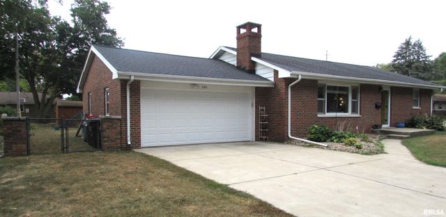 300 LAKESIDE Avenue, Pekin, IL 61554