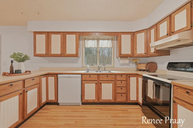3830 Meadowbrook Lane, Hart, MI 49420