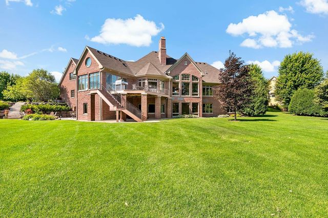 130 Bergamot Drive, Medina, MN 55340