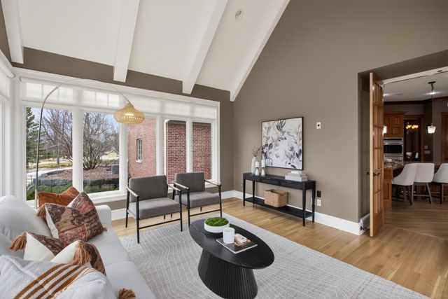 130 Bergamot Drive, Medina, MN 55340