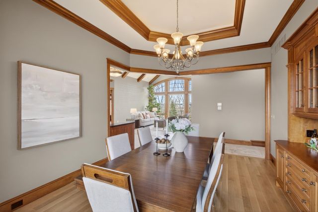 130 Bergamot Drive, Medina, MN 55340