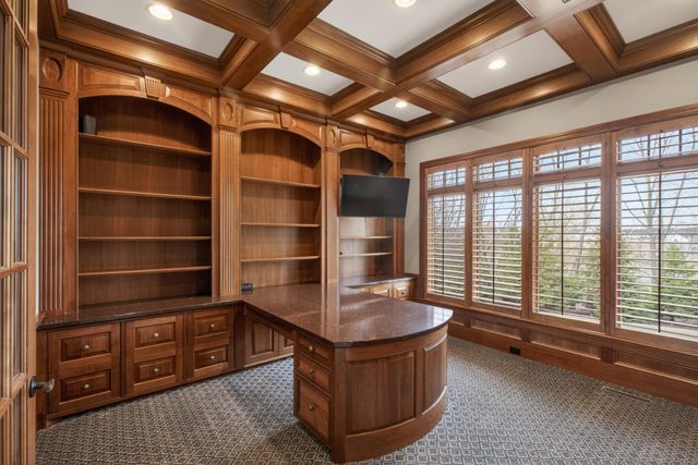 130 Bergamot Drive, Medina, MN 55340