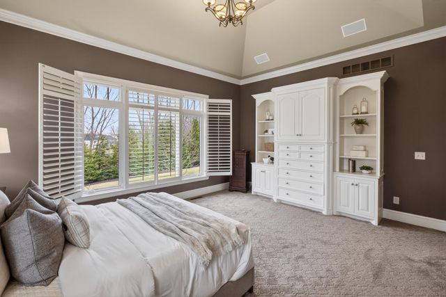 130 Bergamot Drive, Medina, MN 55340