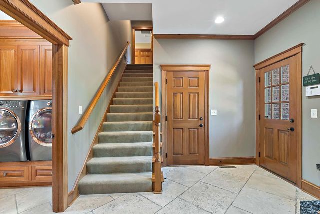 130 Bergamot Drive, Medina, MN 55340