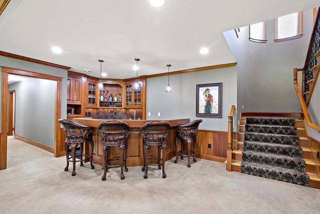 130 Bergamot Drive, Medina, MN 55340