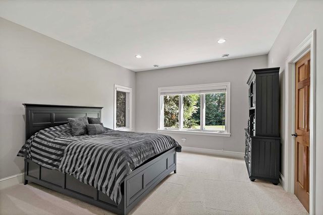 130 Bergamot Drive, Medina, MN 55340